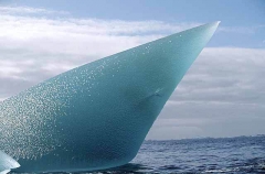 Patterns of sculptured ice. Patterns of sculptured ice.